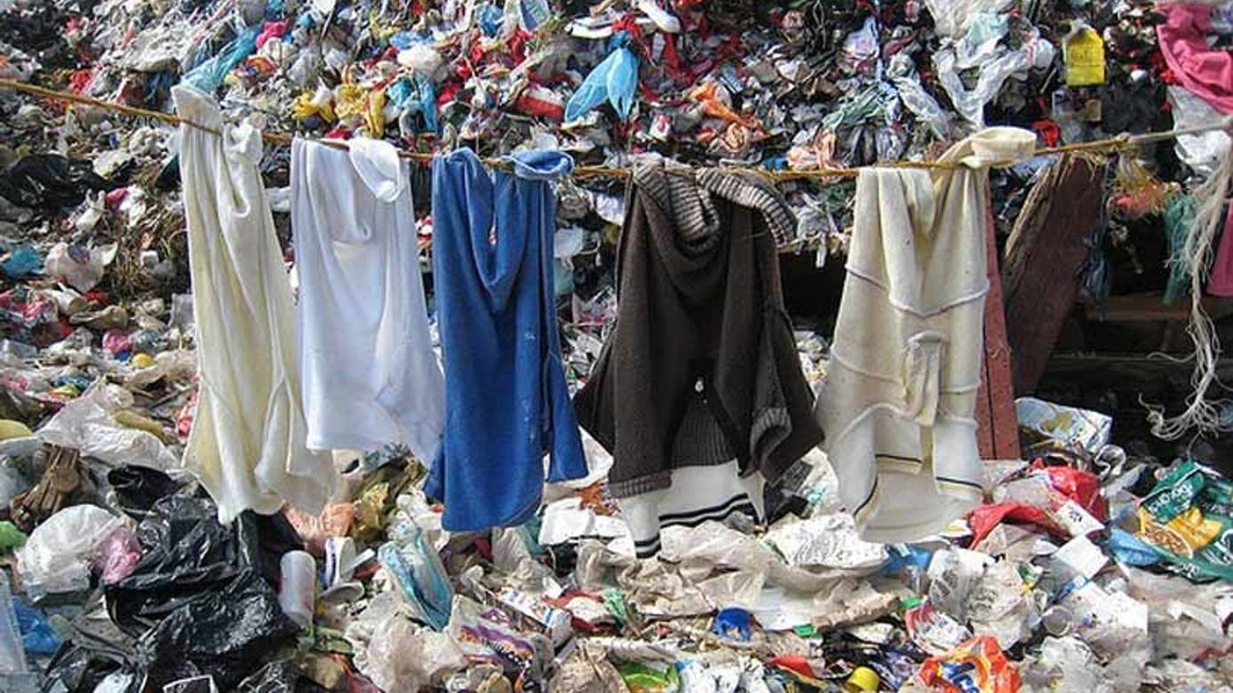 C mo La Moda Desechable Ha Causado Una Emergencia Ambiental