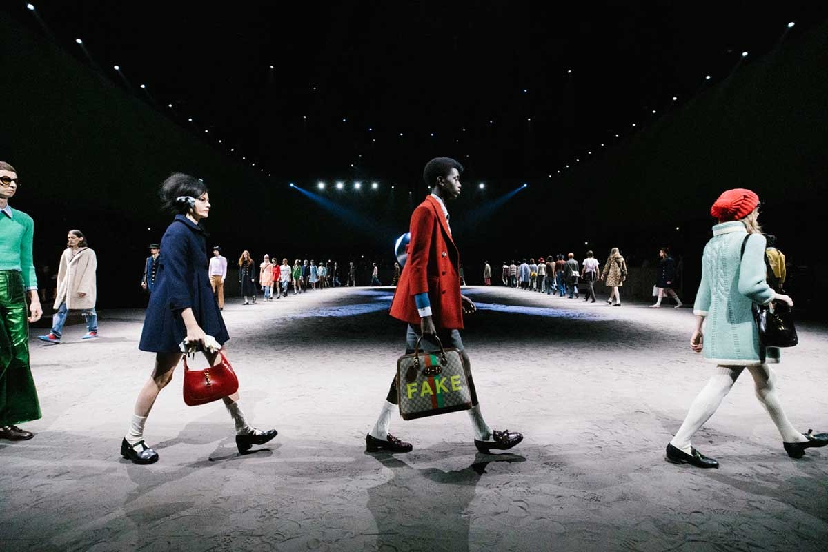 Gucci sacude Milán liberando al hombre de su “masculinidad tóxica” Gucci sacude Milán liberando al hombre de su “masculinidad tóxica”