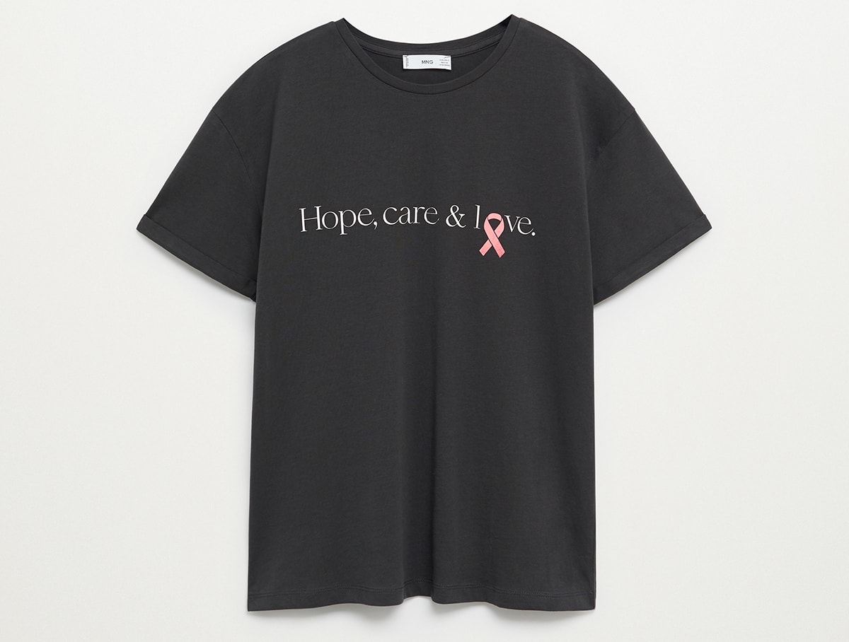 La moda española se une contra el cáncer de mama La moda española se une contra el cáncer de mama