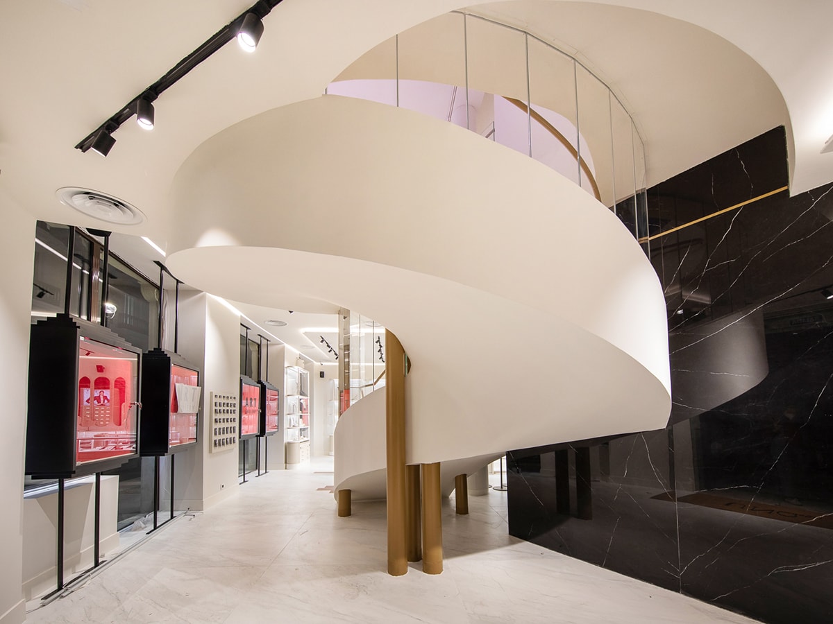 UNOde50 abre su primera flagship en Madrid aunando joyería de autor, tienda y galería de arte UNOde50 abre su primera flagship en Madrid aunando joyería de autor, tienda y galería de arte